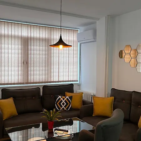 Fire & Lux Near The Center Apartament Razgrad